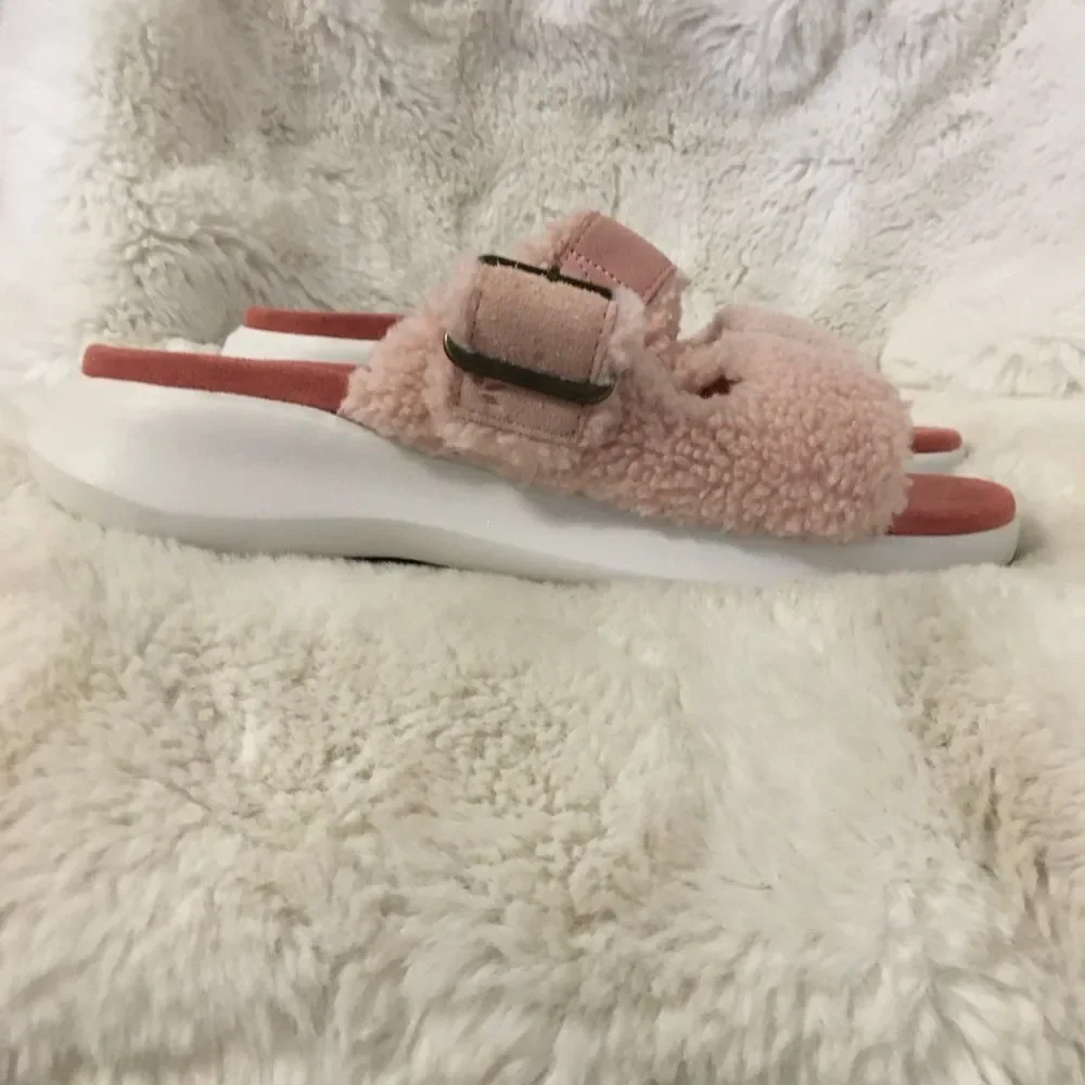 NEW Koolaburra By Ugg Women's Pink Pasea Faux Shearling Slide Sandals Size 7